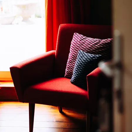 Molo Rouge - Boutiquehotel & Cafe 여관