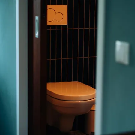 여관 Molo Rouge - Boutiquehotel & Cafe 분시델