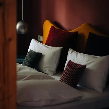 Gasthof Molo Rouge - Boutiquehotel & Cafe