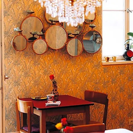 Molo Rouge - Boutiquehotel & Cafe