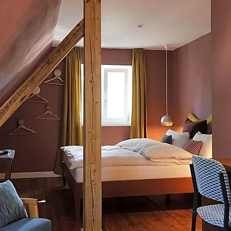 Molo Rouge - Boutiquehotel & Cafe *