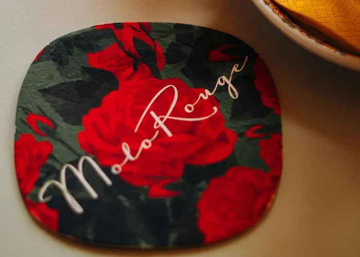 Molo Rouge - Boutiquehotel & Cafe Värdshus Wunsiedel